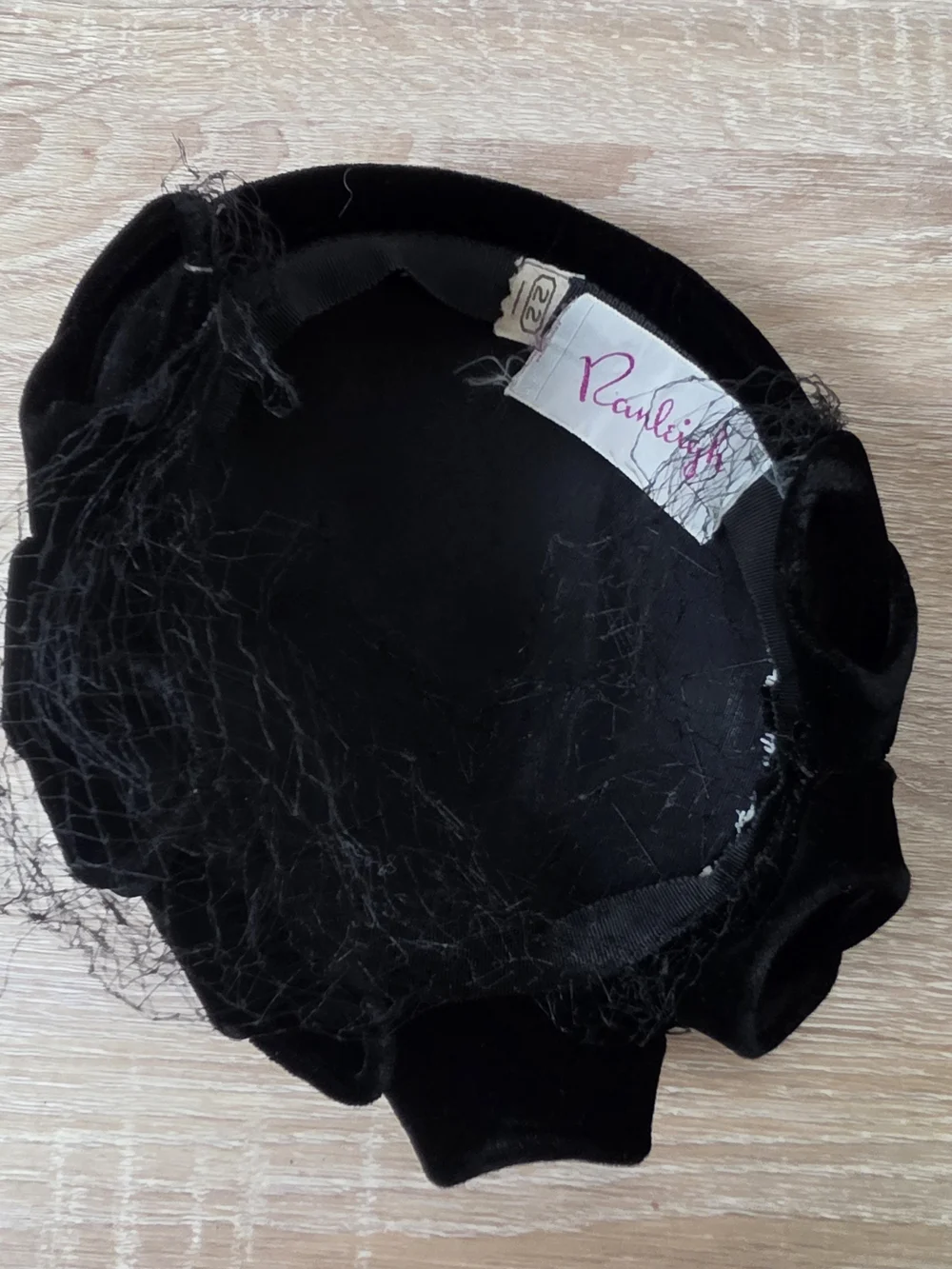 Vintage Ranleigh Fascinator Hat Black Velvet w/ Netting Size 22 Kentucky Derby